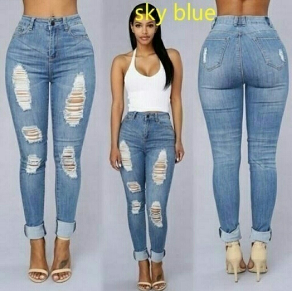 Stretchy skinny jeans distressed